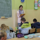 nauczyciele-czytaja