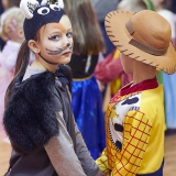zabawy-taneczne-na-balu-karnawalowym
