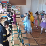 dzieci-na-balu