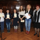 miniatura_wiktoria-i-maja-w-finale-eliminacji-powiatowych-xxv-dolnoslaskiego-konkursu-recytatorskiego-pegazik